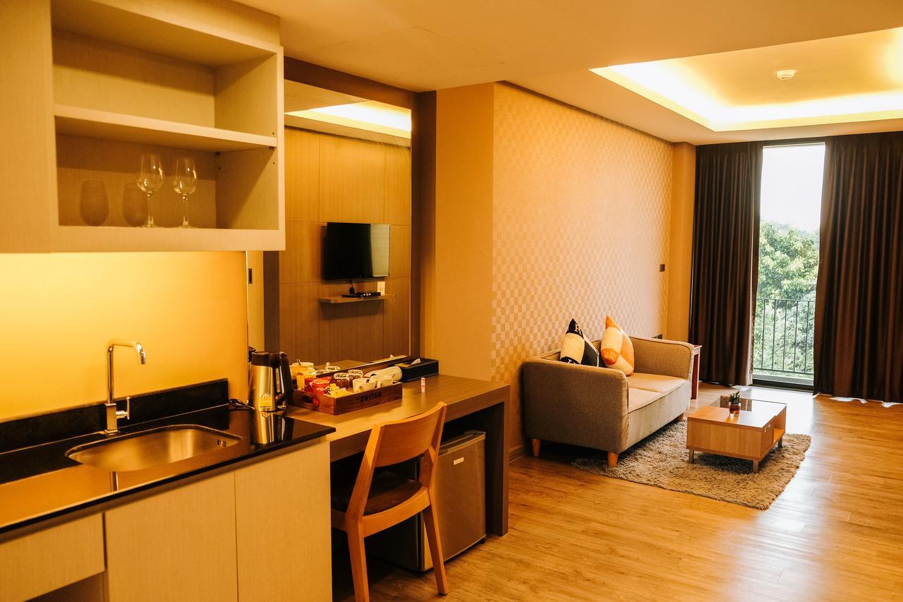 The Zense Boutique Hotel Пхитсанулок Экстерьер фото